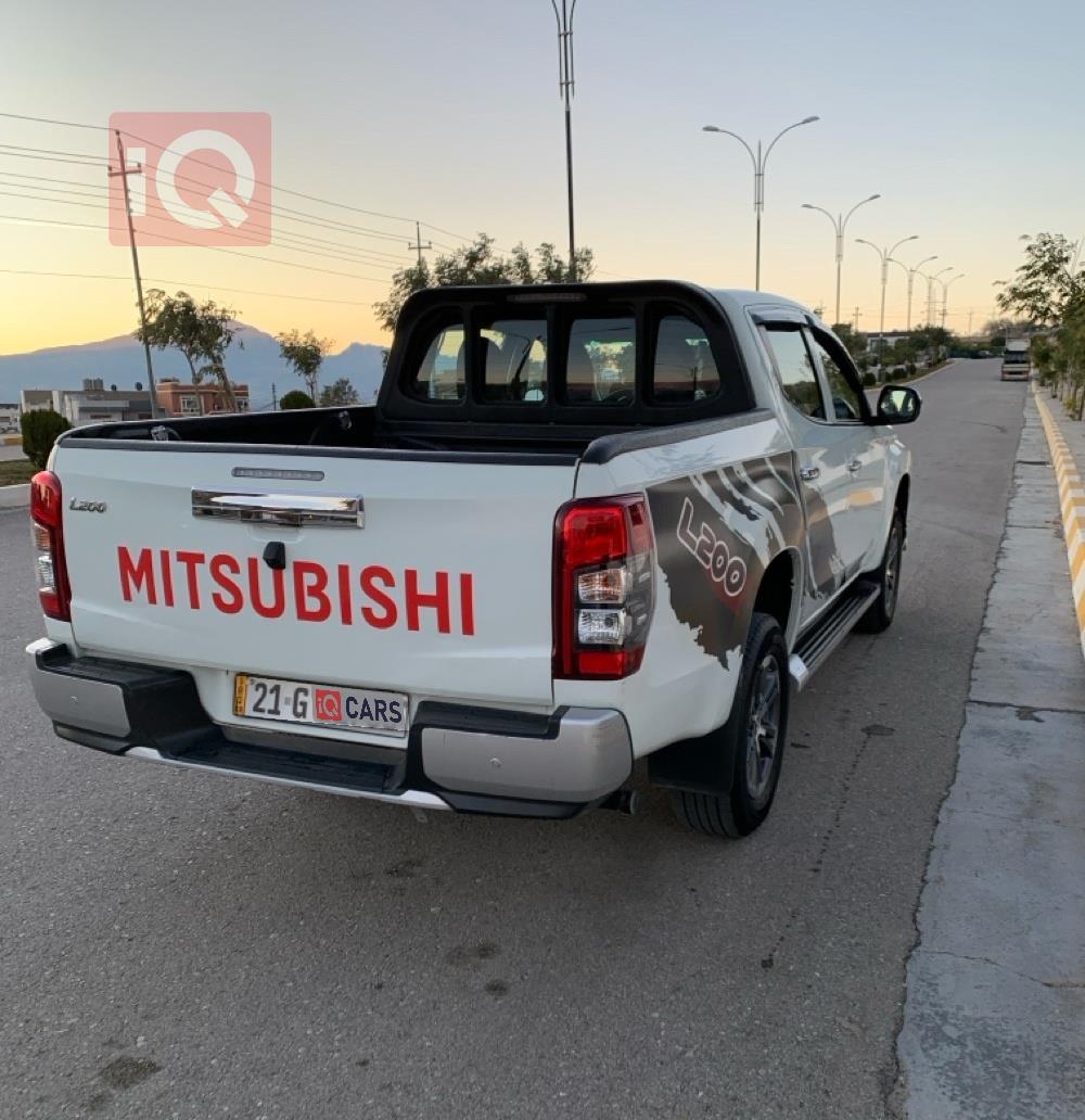 ميتسوبيشي L200